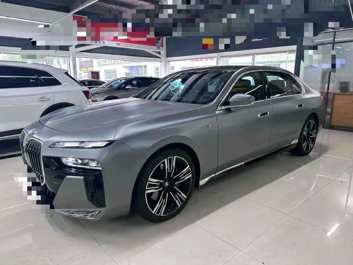 2023 BMW 7 Series 3.0T 381HP L6 8AT