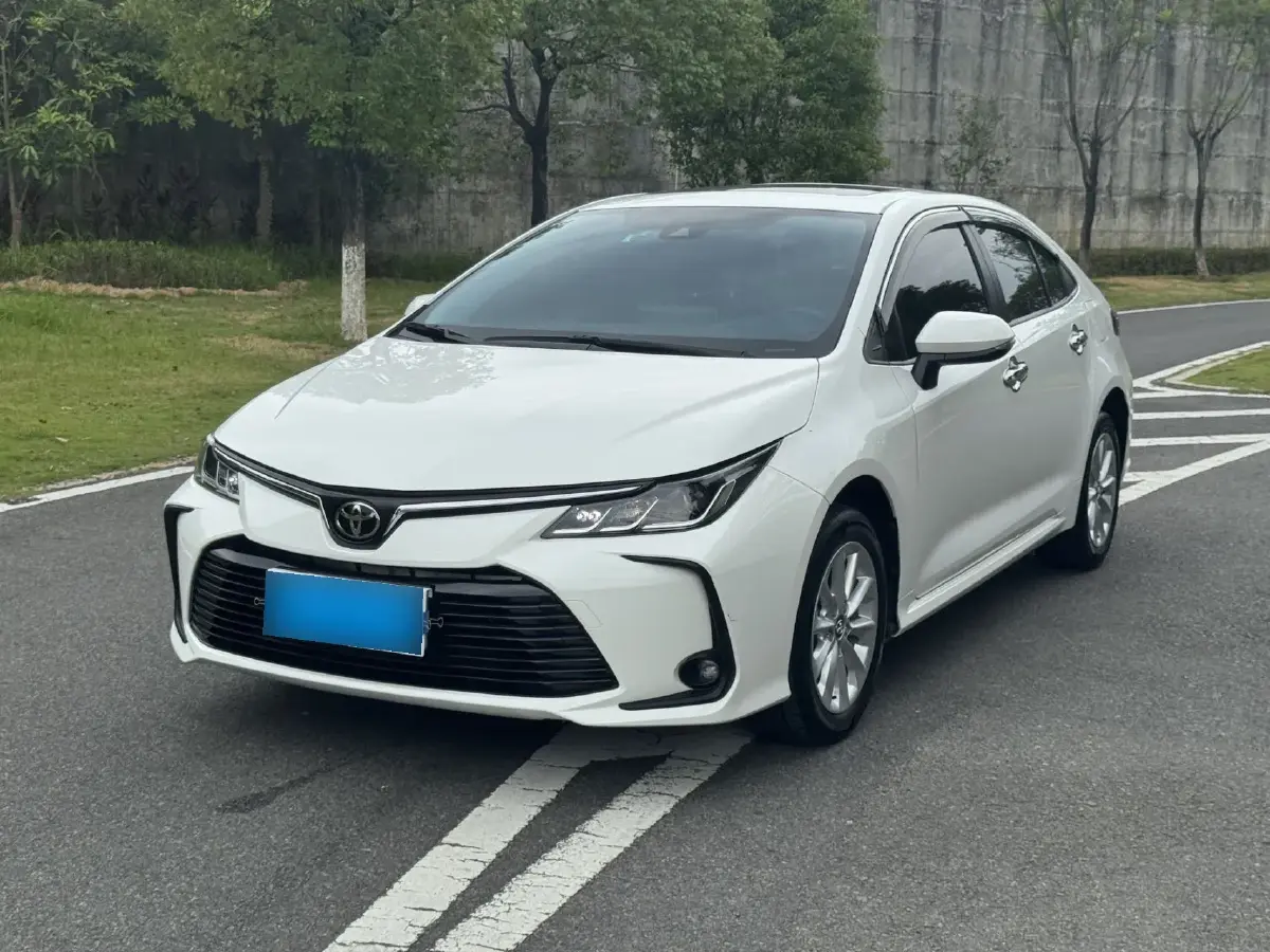 2021 Toyota Corolla 1.2T 116HP L4 CVT