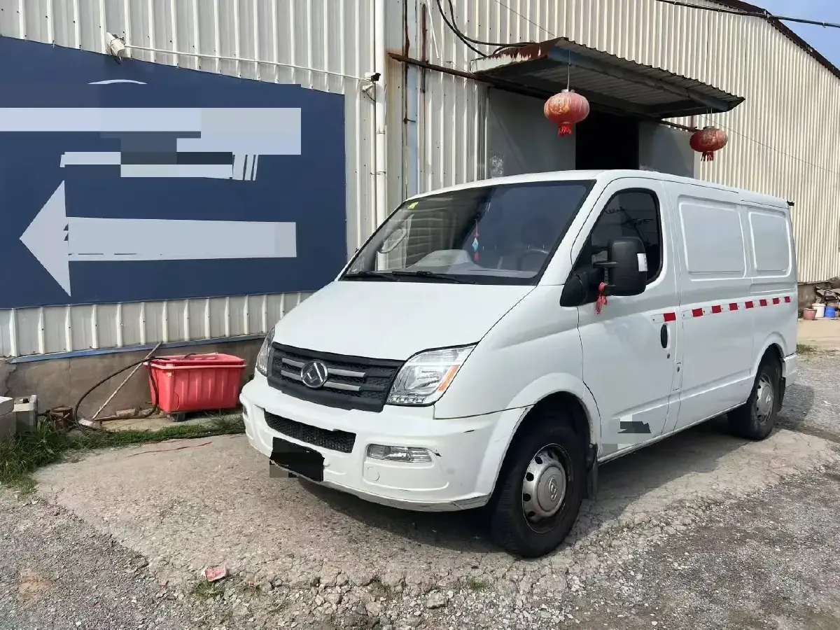 2019 MAXUS XinTu V80 2.0T 139HP L4 6AMT