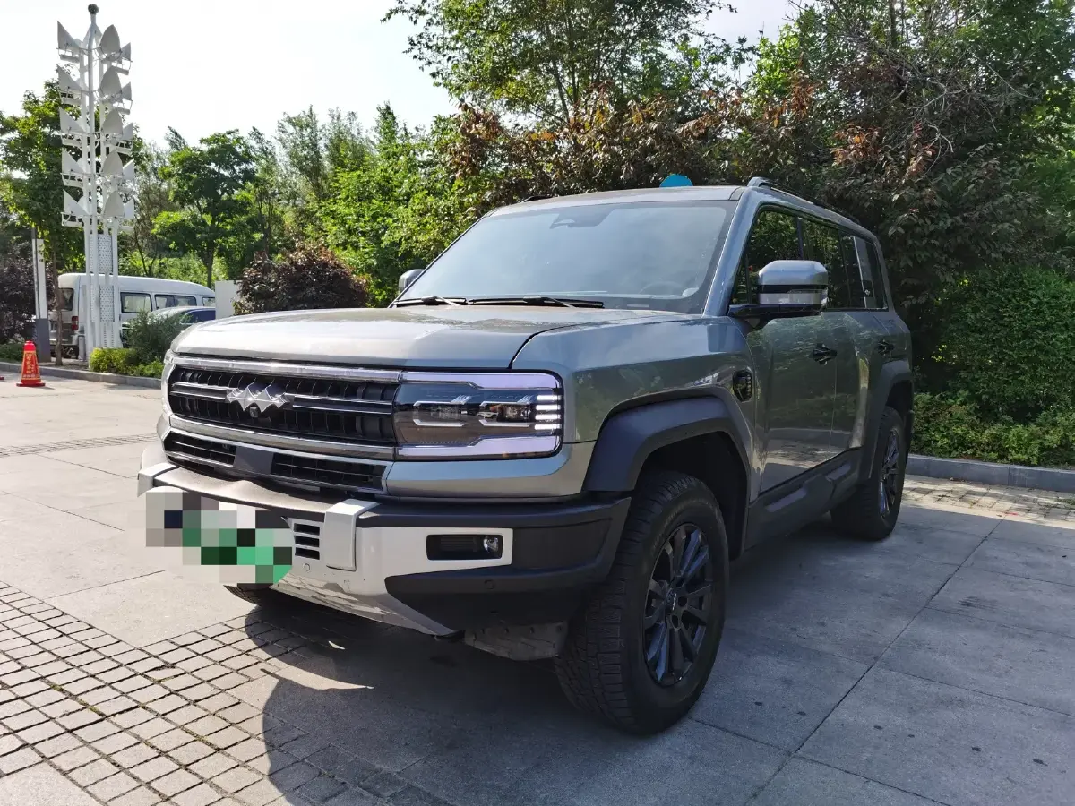 2024 FangChengBao Bao 5 1.5T 194HP L4 E-CVT PHEV 31.8KWH