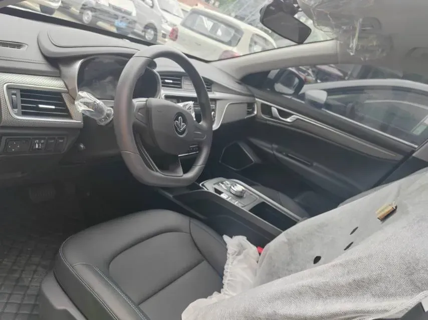 2023 Livan Maple 60s BEV 51.8KWH,autocango,china used car exporter,china ev exporter,chinese used car exporter,chinese used ev exporter