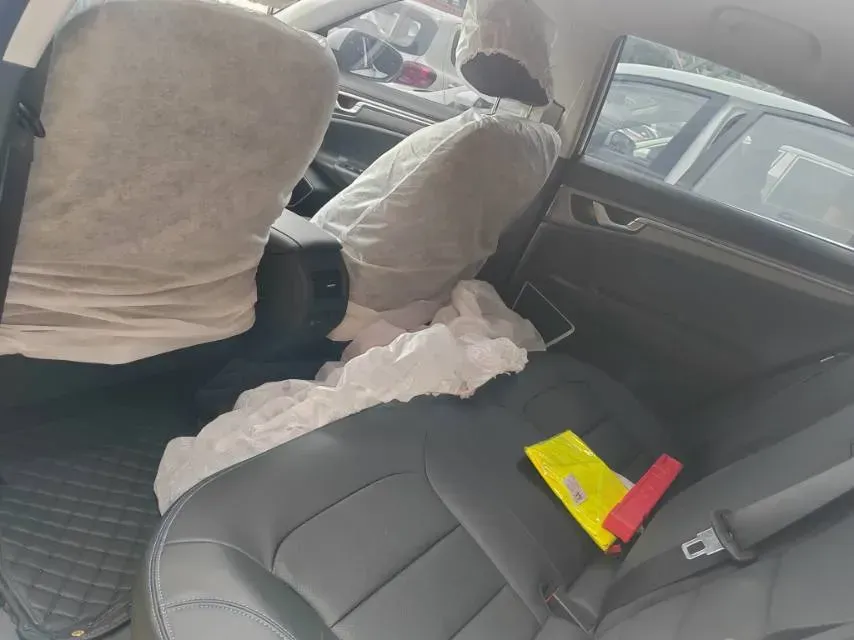 2023 Livan Maple 60s BEV 51.8KWH,autocango,china used car exporter,china ev exporter,chinese used car exporter,chinese used ev exporter