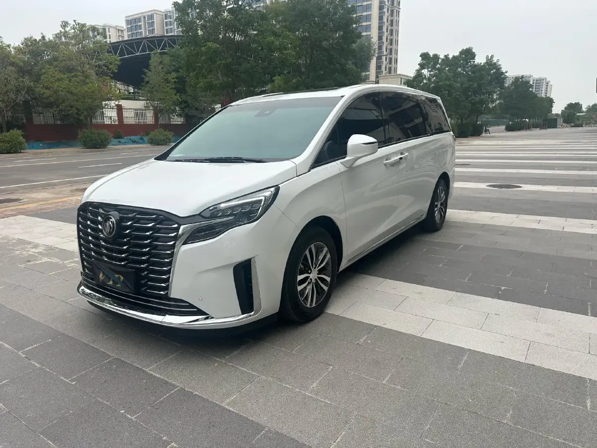 2023 Buick GL8 2.0T 237HP L4 9AT