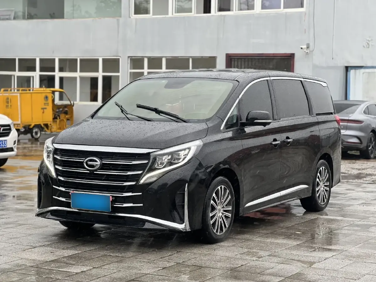 2021 GAC Trumpchi M8 2.0T 252HP L4 8AT