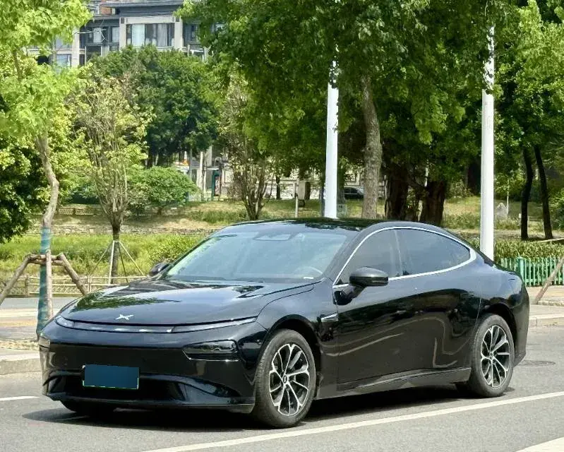 2022 Xpeng P7 BEV 77.9KWH