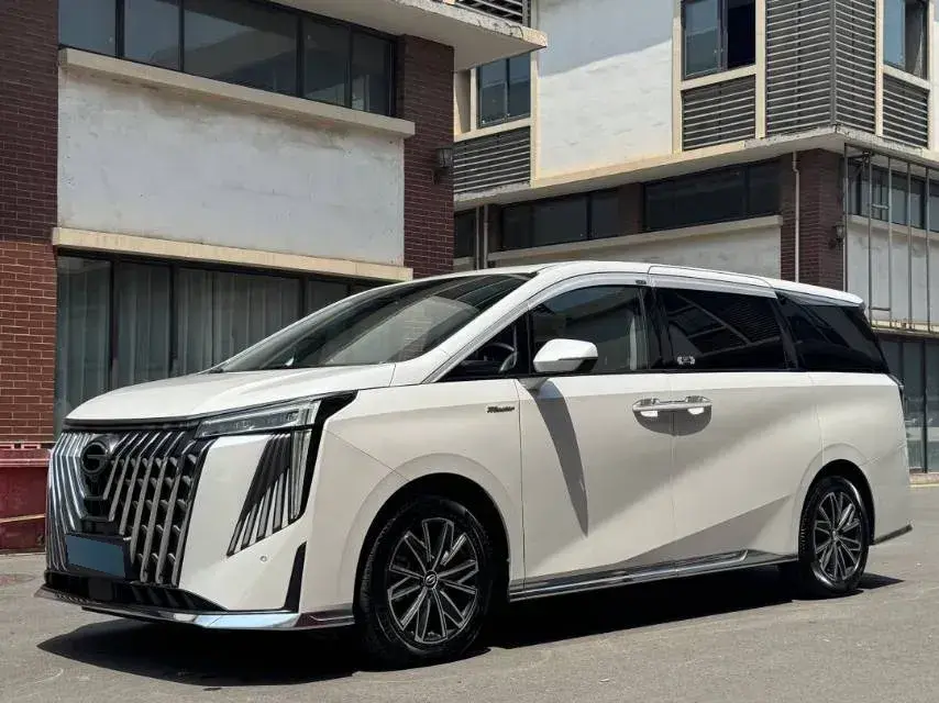 2023 GAC Trumpchi M8 2.0T 252HP L4 8AT