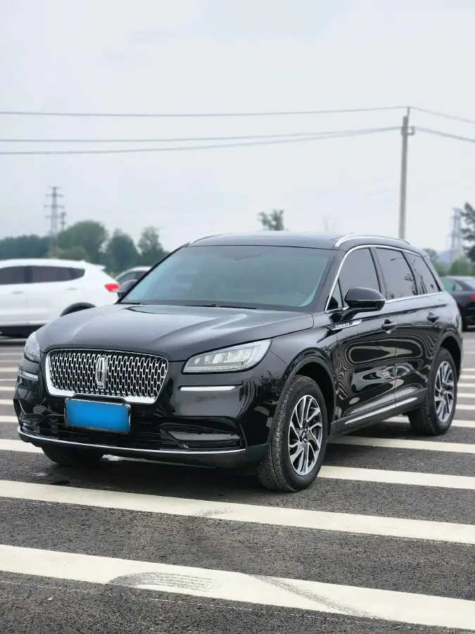 2022 Lincoln Corsair 2.0T 245HP L4 8AT