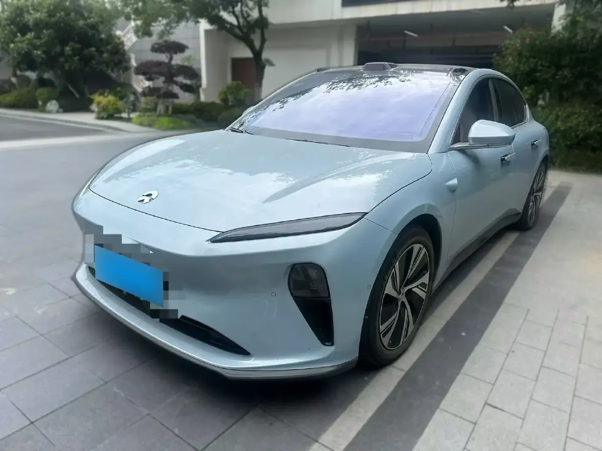 2023 NIO ET5T BEV 75KWH