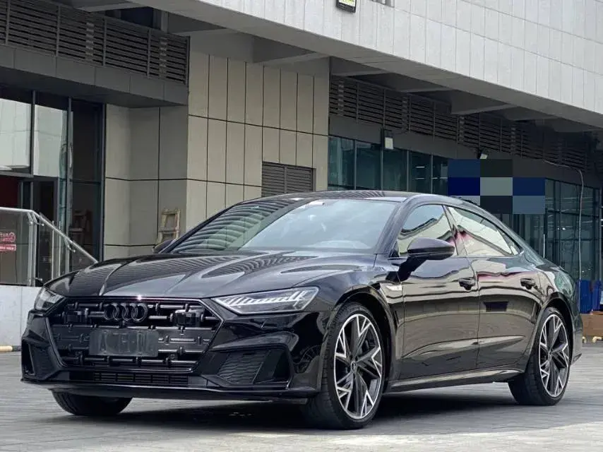 2023 Audi A7L 2.0T 245HP L4 7DCT