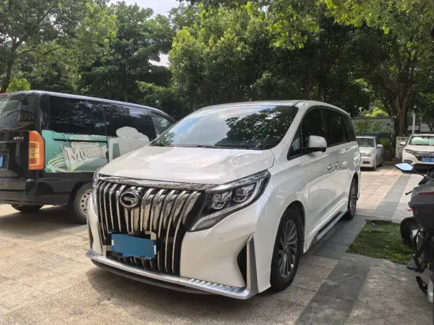 2021 GAC Trumpchi M8 2.0T 252HP L4 8AT
