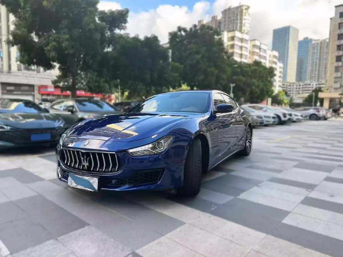 2021 Maserati Ghibli 2.0T 330HP L4 8AT