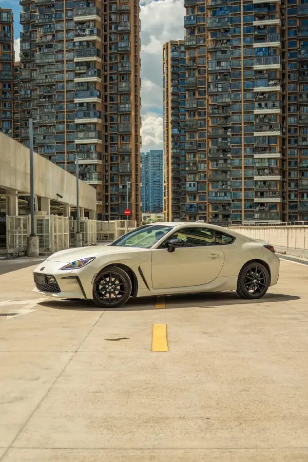 2022 Toyota 86 2.4L 234HP H4 6MT