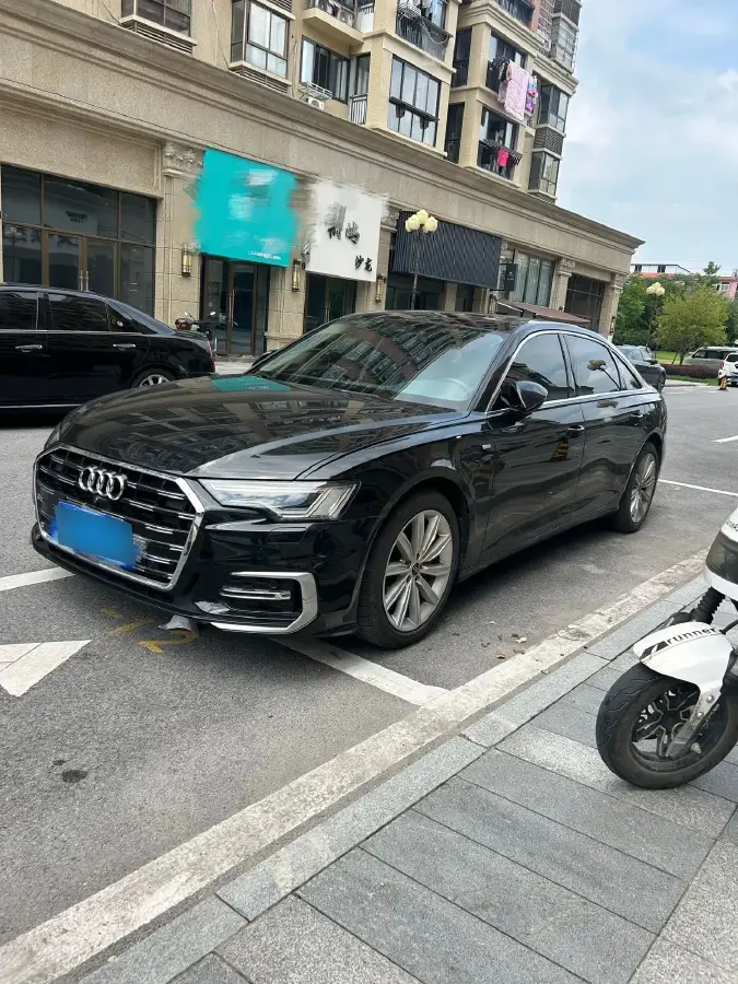 2023 Audi A6L 2.0T 245HP L4 7DCT