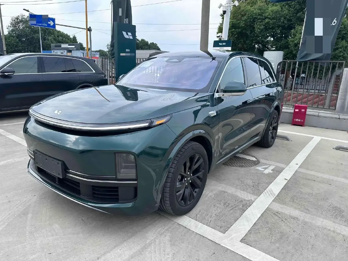 2023 Li L8 Range Extended 154HP REEV 40.9KWH