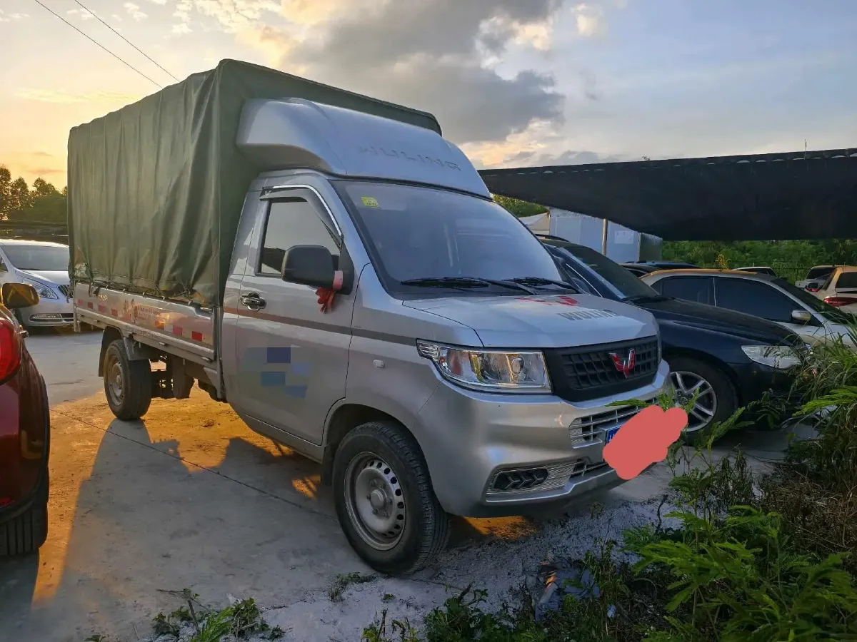 2023 WuLing RongGuang New Truck EV BEV 56.6KWH,autocango,china used car exporter,china ev exporter,chinese used car exporter,chinese used ev exporter