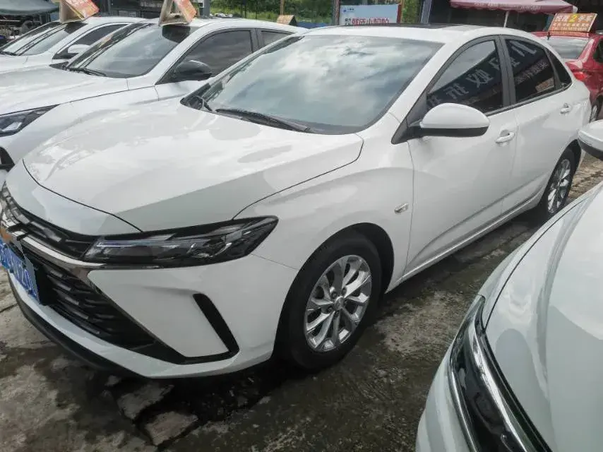 2023 Chevrolet Monza 1.5L 113HP L4 6DCT