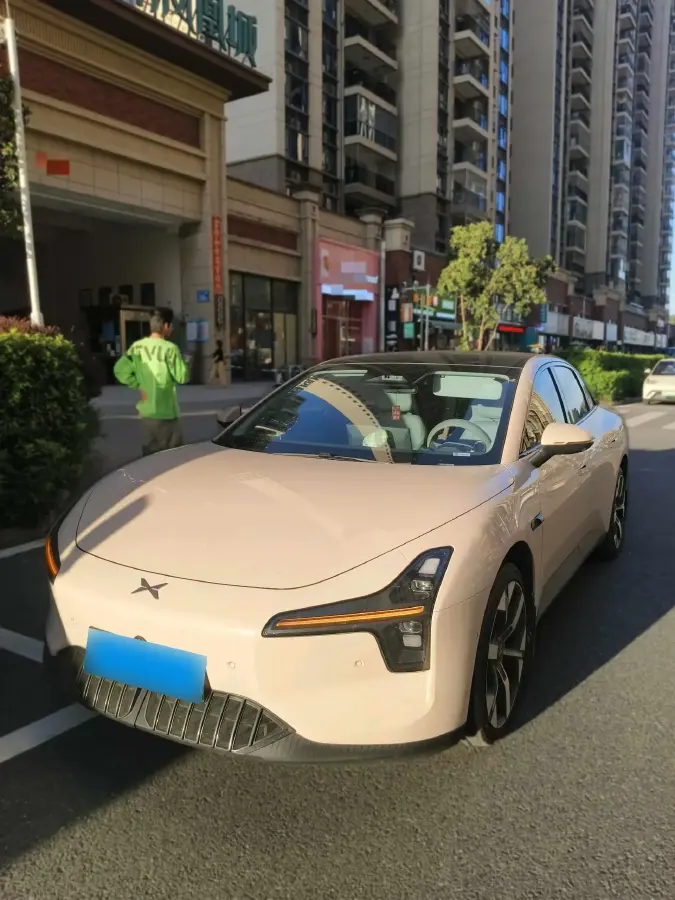 2025 Xpeng MONA M03 BEV