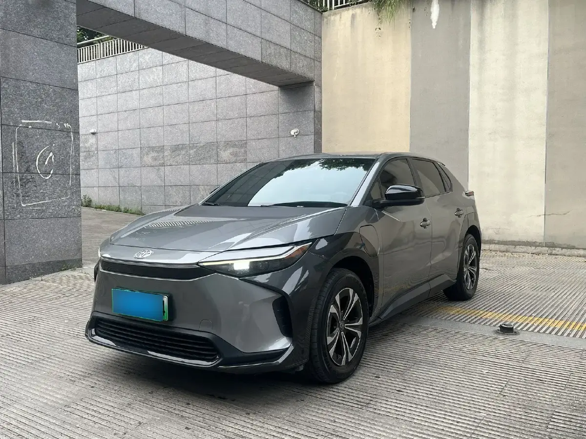 2022 Toyota bZ4X BEV 66.7KWH