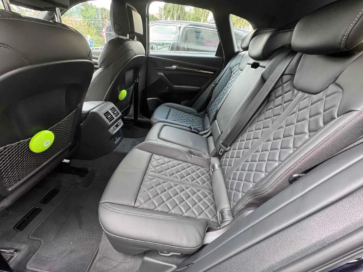 2021 Audi SQ5 3.0T 354HP V6 8AT,autocango,china used car exporter,china ev exporter,chinese used car exporter,chinese used ev exporter