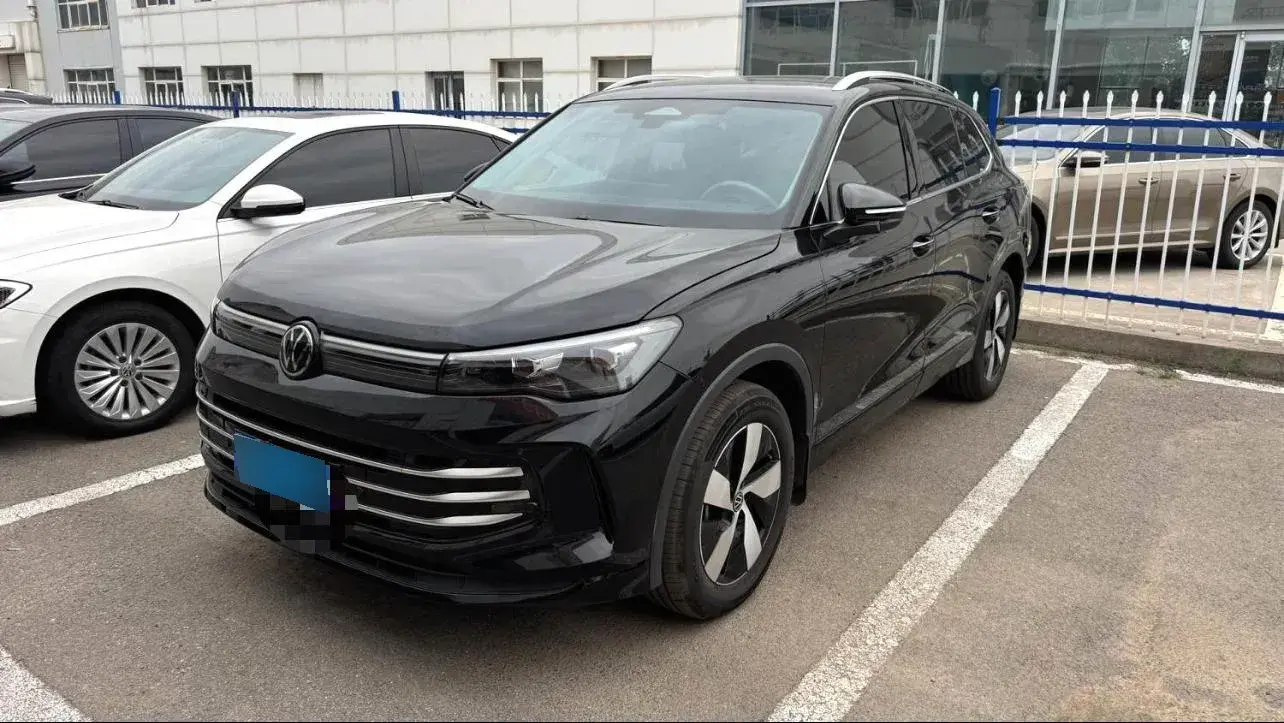2024 Volkswagen Tiguan L 2.0T 186HP L4 7DCT