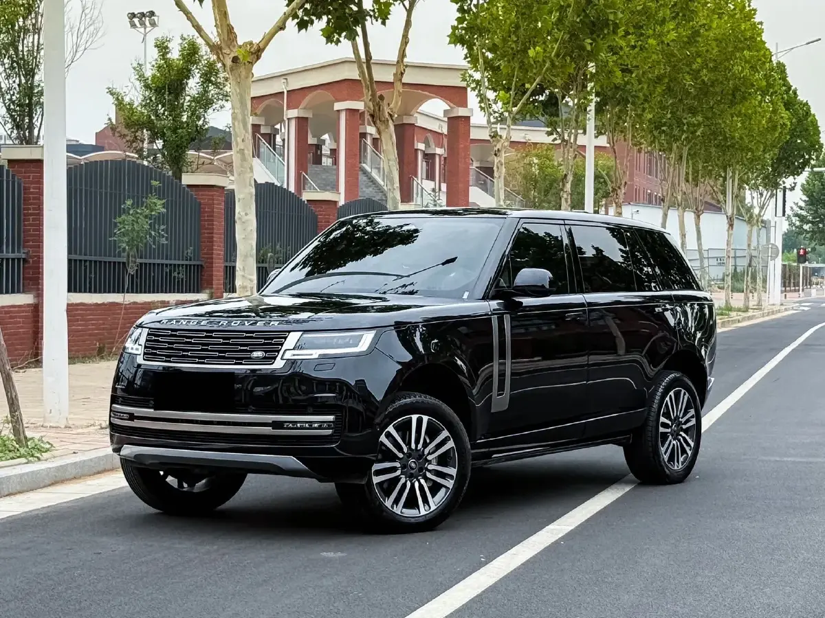 2023 Land Rover Range Rover 3.0T 400HP L6 8AT
