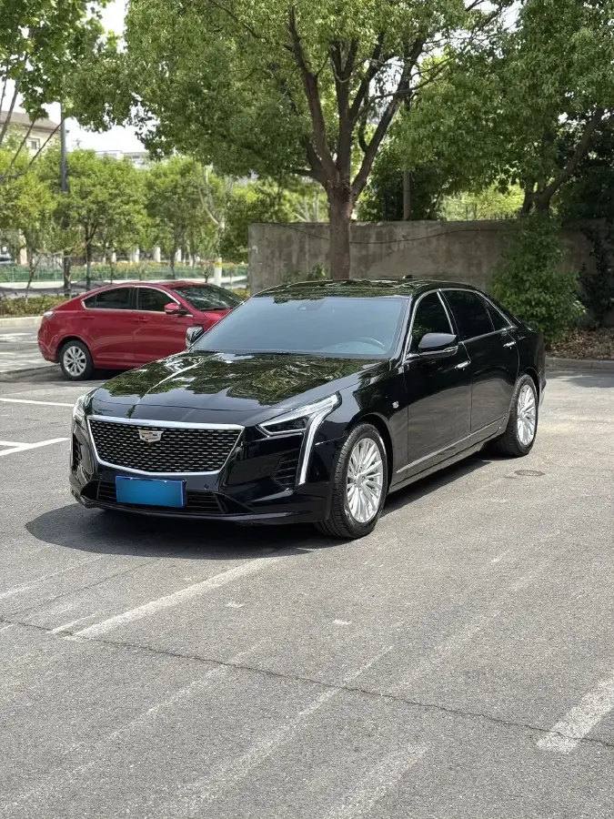 2022 Cadillac CT6 2.0T 237HP L4 10AT