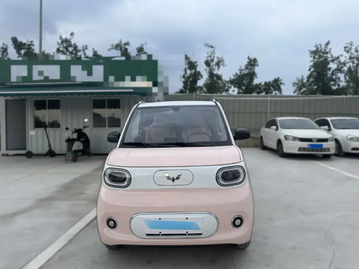 2024 WuLing HongGuang MINI EV BEV 17.3KWH,autocango,china used car exporter,china ev exporter,chinese used car exporter,chinese used ev exporter