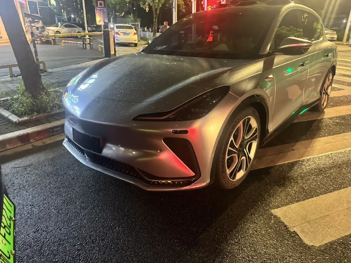 2023 IM LS7 BEV 100KWH