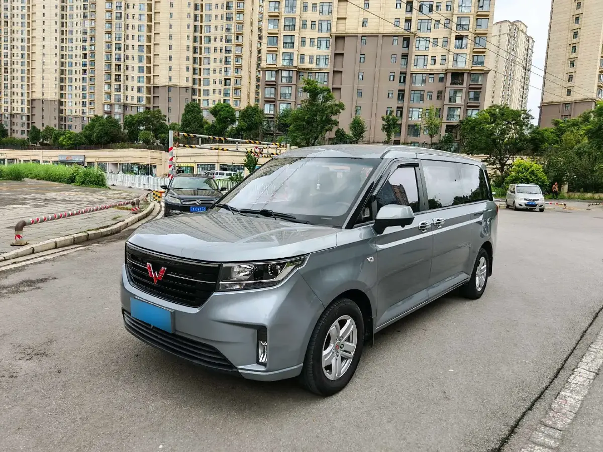 2021 WuLing ZhengChen 1.5T 147HP L4 6MT