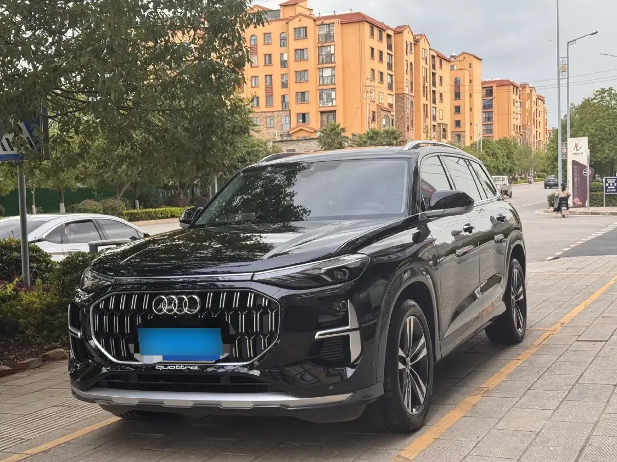 2024 Audi Q6 2.0T 265HP L4 7DCT