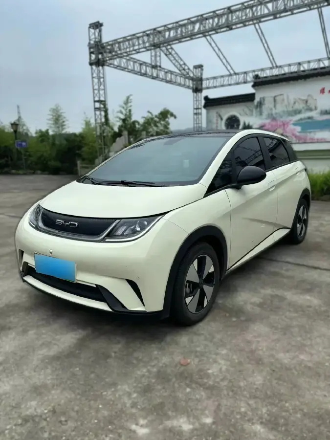 2023 BYD Dolphin BEV 44.928KWH