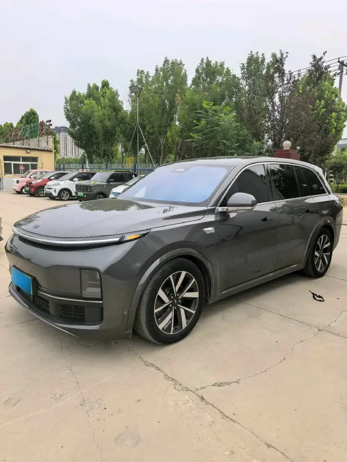 2023 Li L8 Range Extended 154HP REEV 40.9KWH