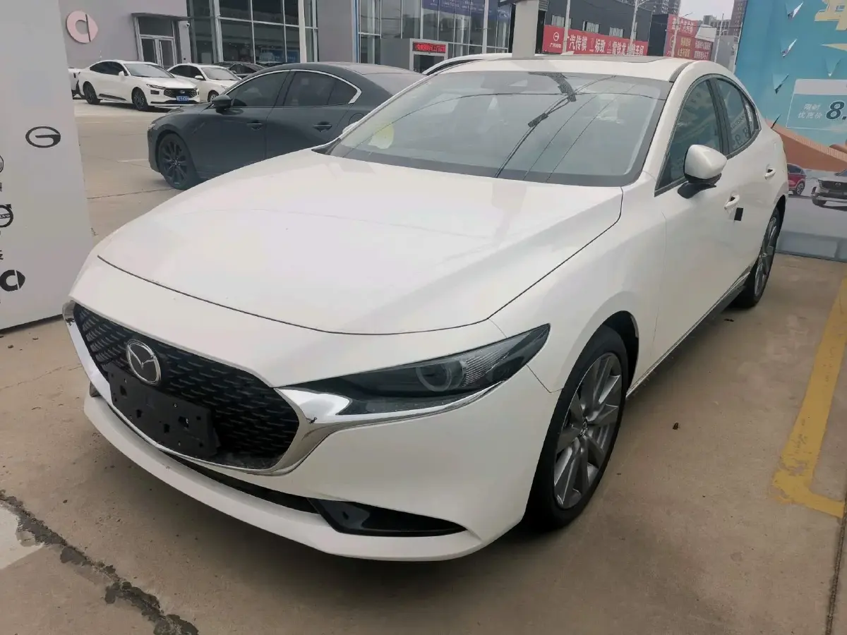 2023 Mazda 3 Axela 2.0L 158HP L4 6AT