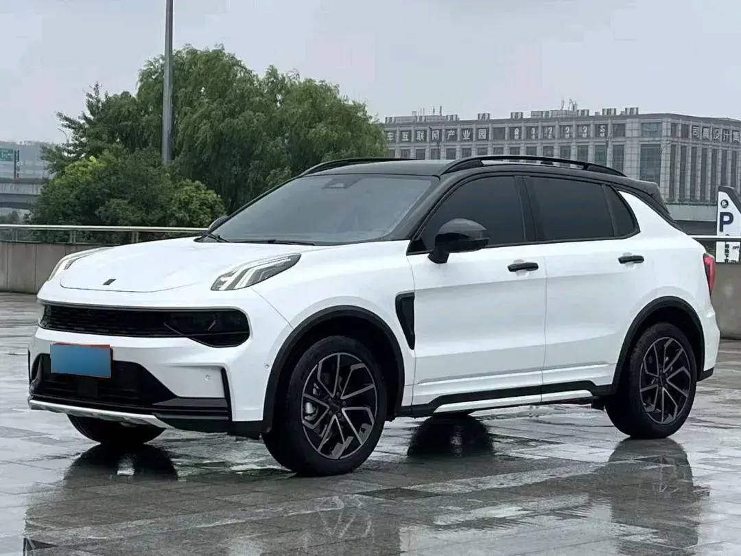 2022 LYNK&CO 01 EM-P 1.5T 180HP L3 7DCT PHEV 17.7KWH