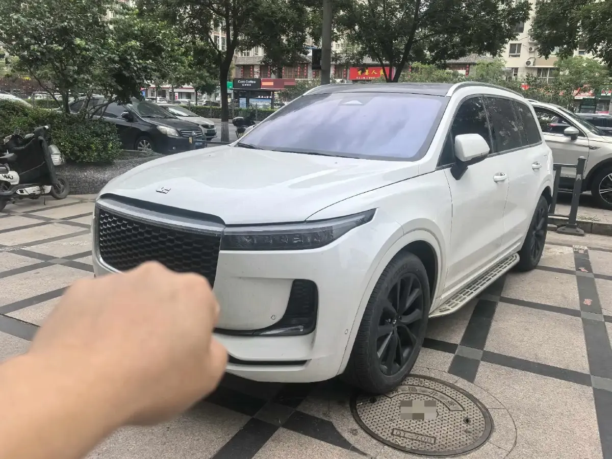 2021 Li ONE Range Extended 131HP REEV 40.5KWH