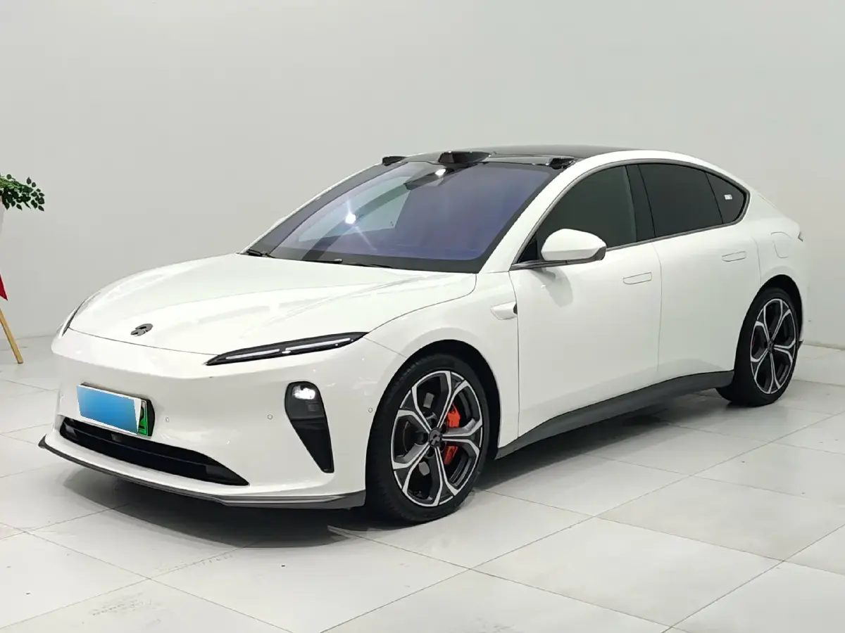 2022 NIO ET5 BEV 75KWH