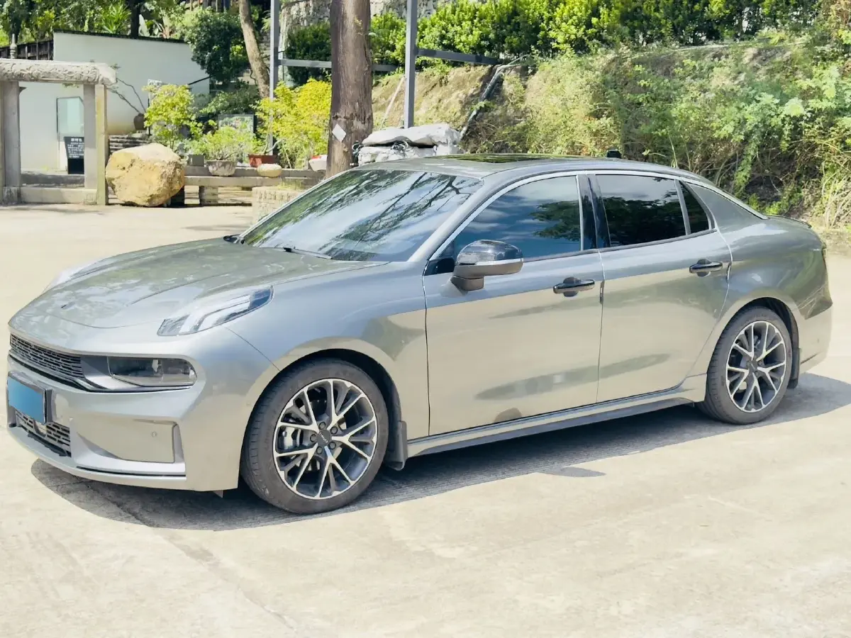 2022 LYNK&CO 03 1.5T 180HP L3 7DCT