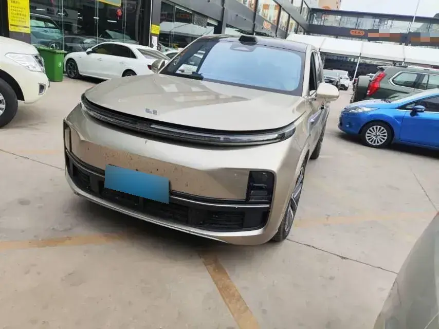 2023 Li L8 Range Extended 154HP REEV 40.9KWH