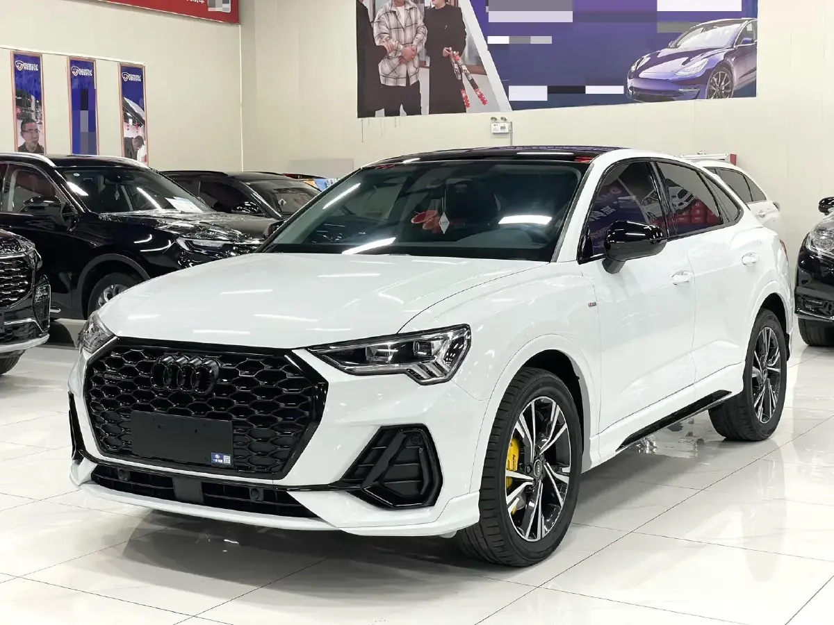2022 Audi Q3 Sportback 2.0T 186HP L4 7DCT