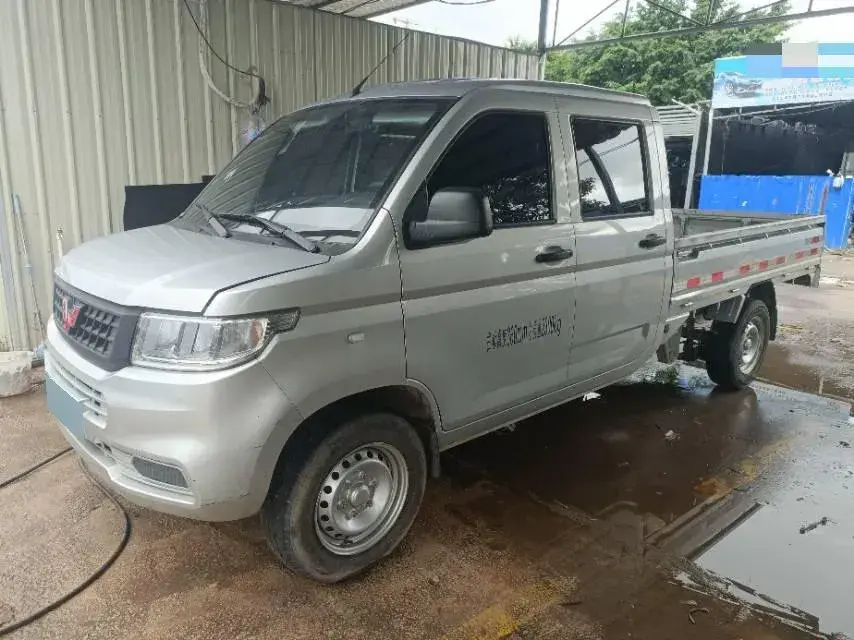 2021 WuLing RongGuang New Truck 1.8L 125HP L4 5MT