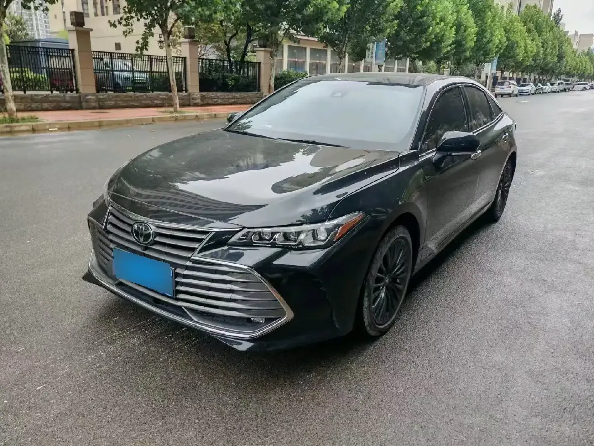 2019 Toyota Avalon 2.0L 178HP L4 CVT
