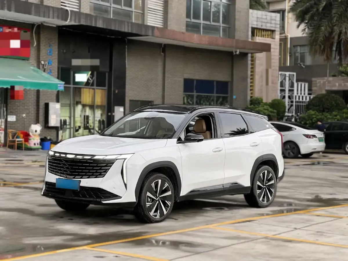 2023 Geely StarRay 1.5T 181HP L4 7DCT