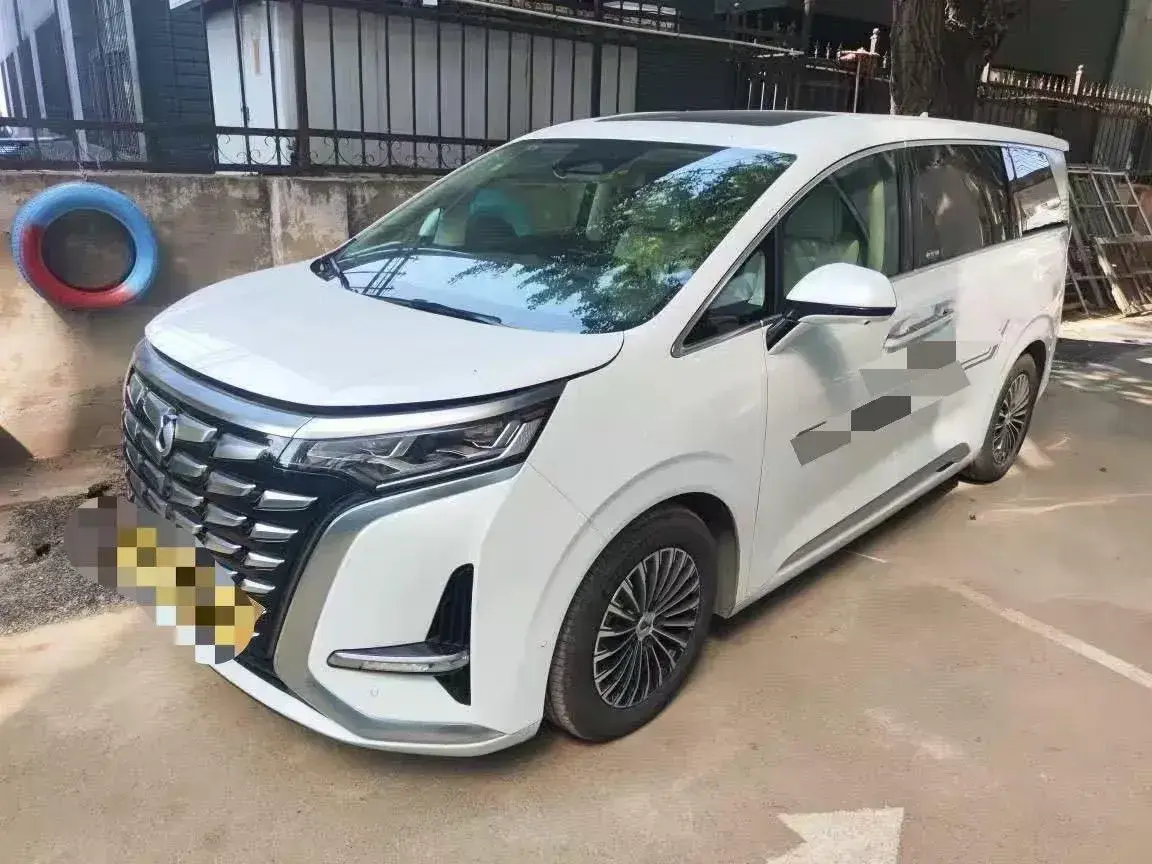 2024 Denza D9 1.5T 139HP L4 E-CVT PHEV 40KWH