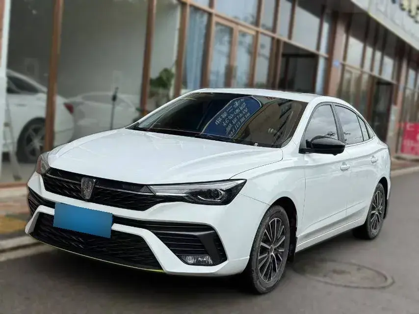 2021 Roewe i5 1.5L 120HP L4 CVT
