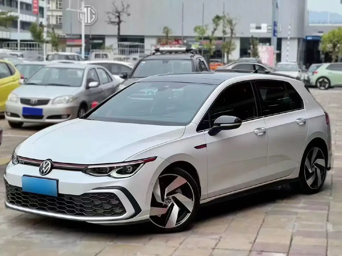 2021 Volkswagen GolfGTI 2.0T 220HP L4 7DCT