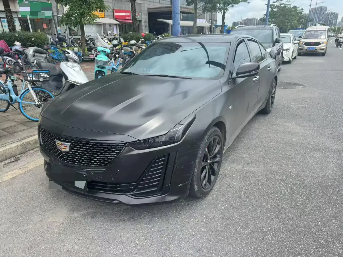 2022 Cadillac CT5 2.0T 237HP L4 10AT