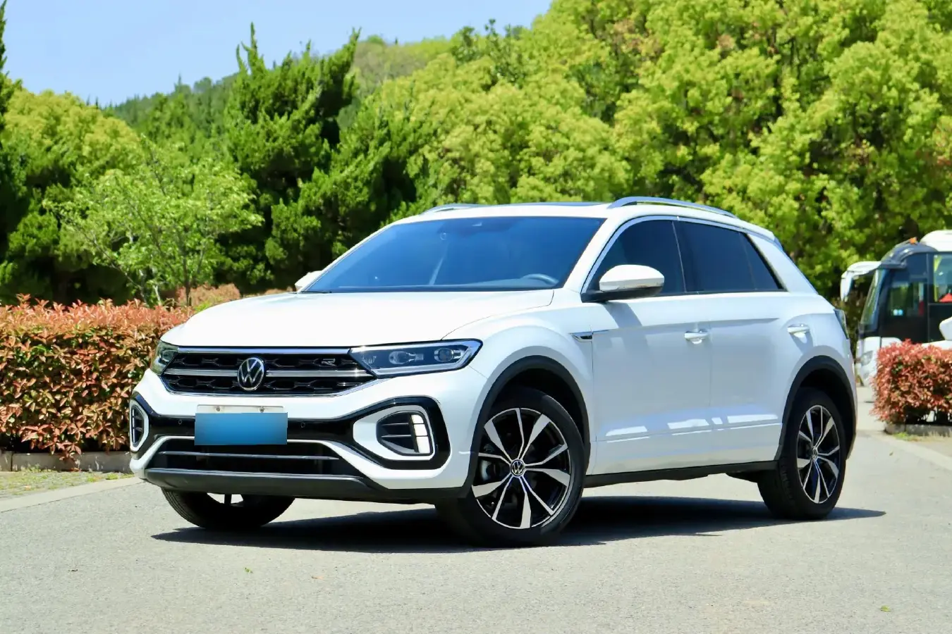 2023 Volkswagen T-Roc 1.5T 160HP L4 7DCT