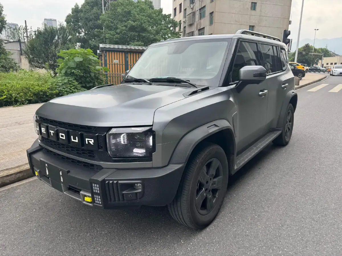 2025 Jetour Traveller 1.5T 184HP L4 7DCT