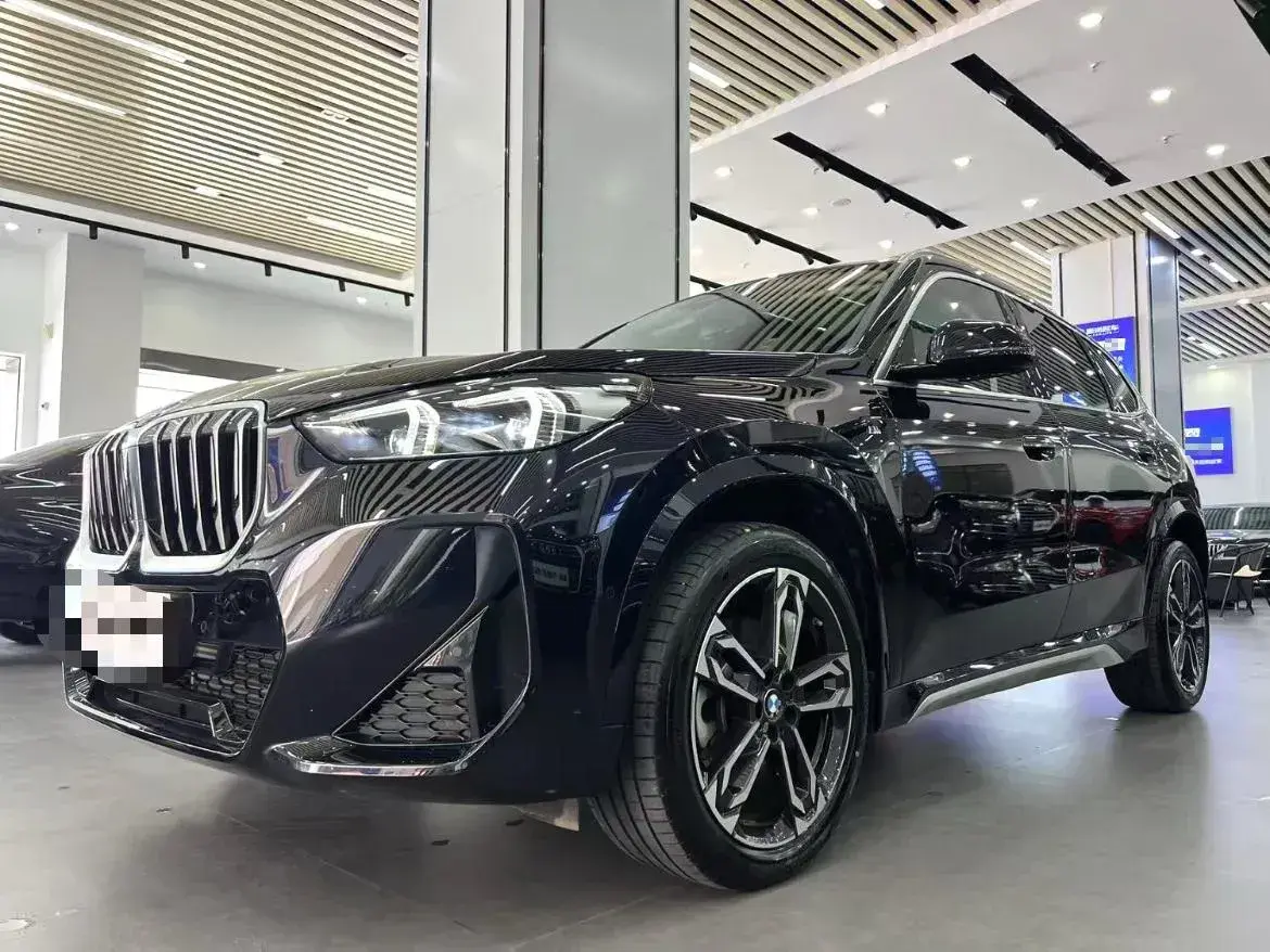 2023 BMW X1 2.0T 204HP L4 7DCT