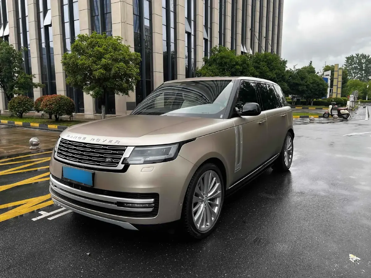 2022 Land Rover Range Rover Sport 5.0T 575HP V8 8AT